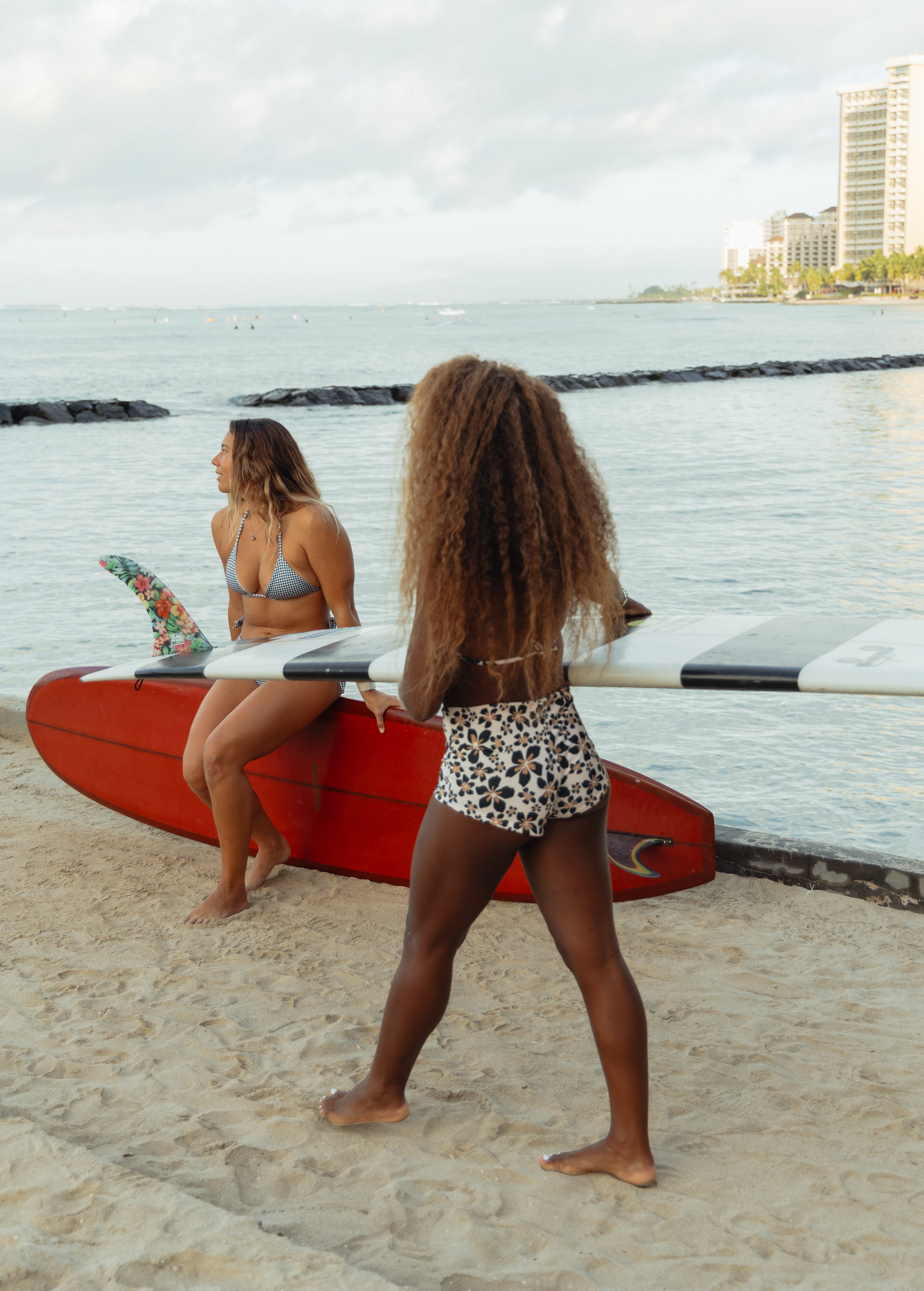 Makena Shorts in Leopard Plumeria